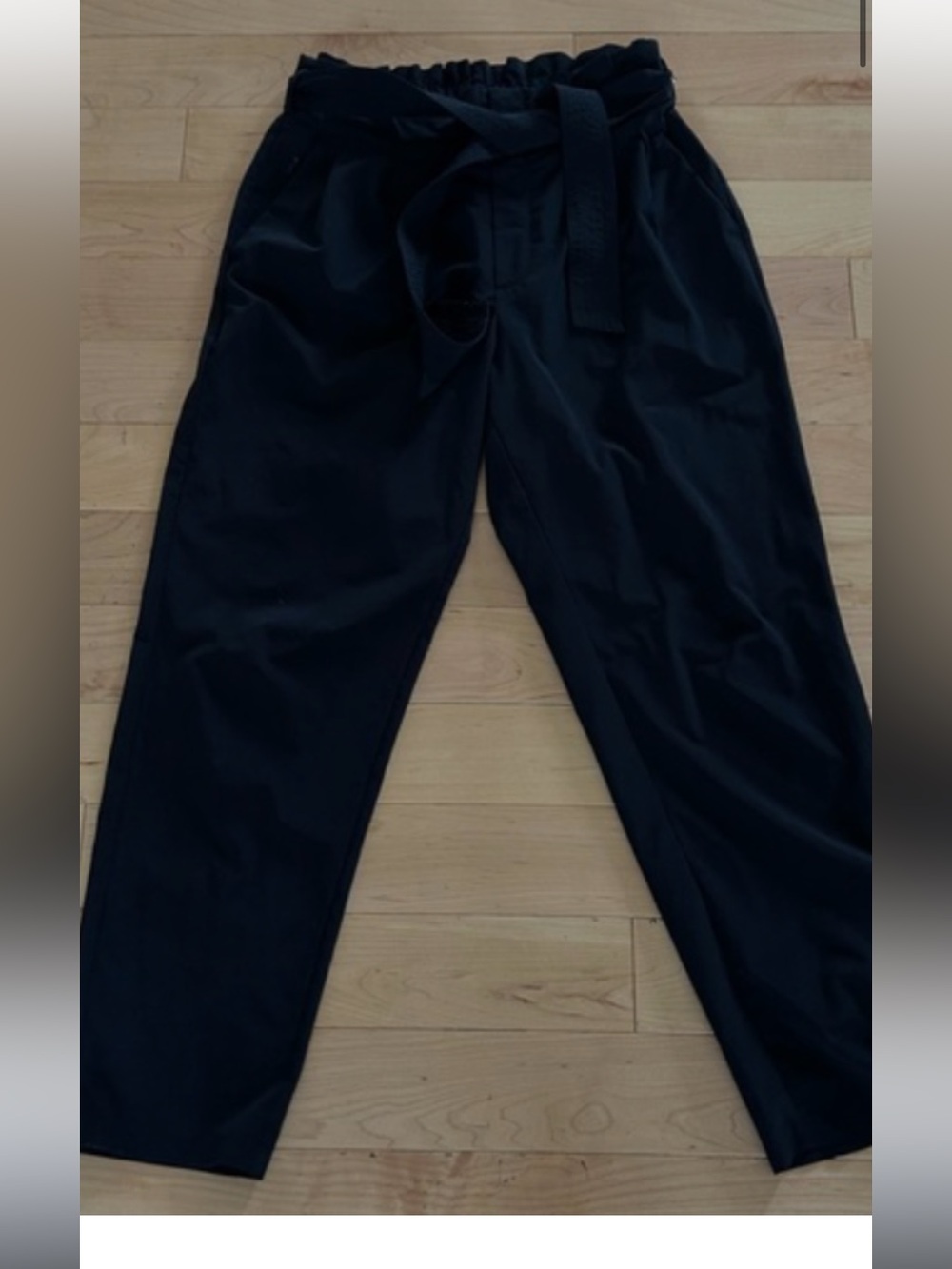 Athleta Black Ankle Tapered Pull-On Jogger Pants - Picture 2 of 3